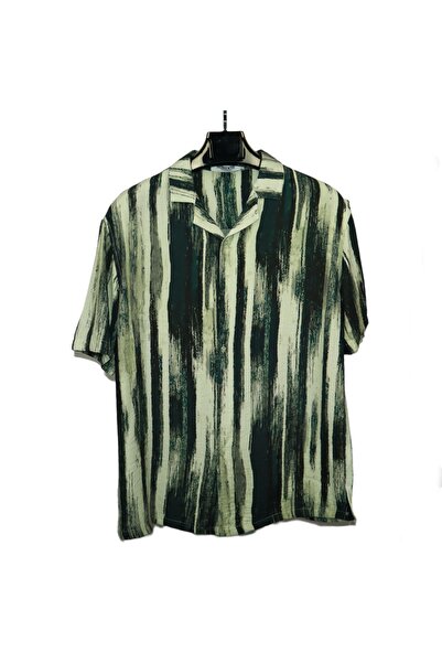 Red Planet Men’s Short-Sleeve Shirt with Artistic Vertical Pattern