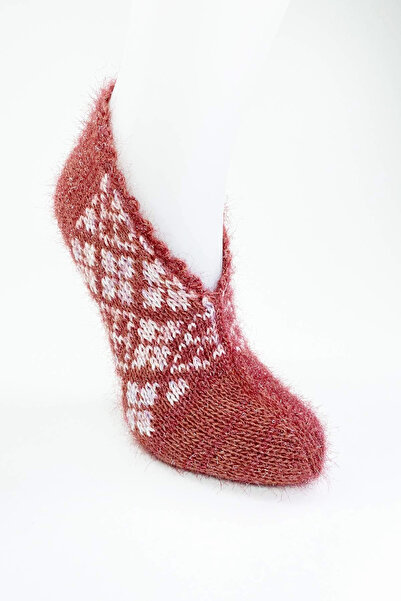 HarmonyAura Hand Knitted Winter Stylish Women's Wool Booties D1