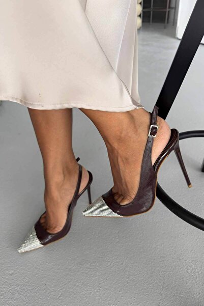 AYAKKABI PRENSİ Jewel Stone Detailed Brown Crinkled Patent Leather
