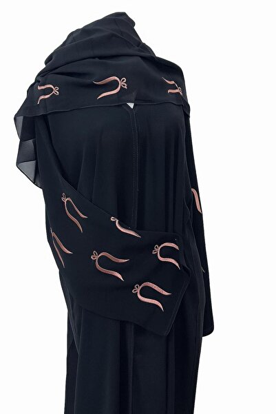 Stylehub Premium Crepe Abaya – Lightweight & Chic