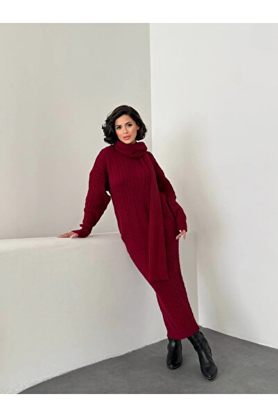 URİS Set de 3 piese pentru femei: eșarfă burgundă, fustă împletită, pulover, ...