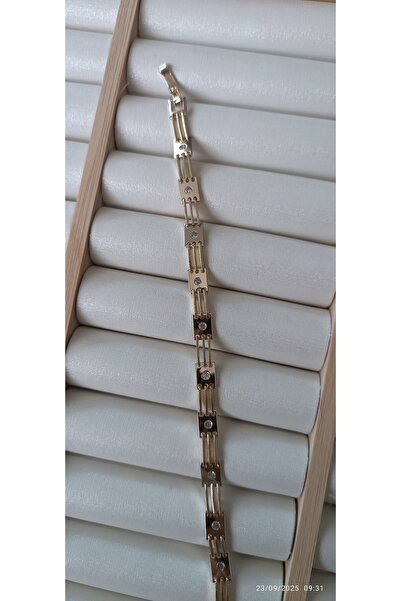 ARİ TAKI Gold Steel Bracelet with Square Stones