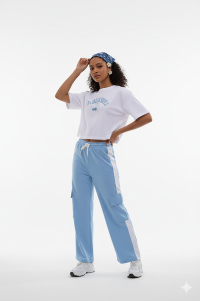 MODA Set de două piese pentru tineri, tricou brodat și pantaloni de sport