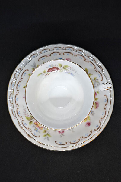 Royal Albert Jubilee Rose Bone China England Antique Tea Cup 3 Pieces 210 ml