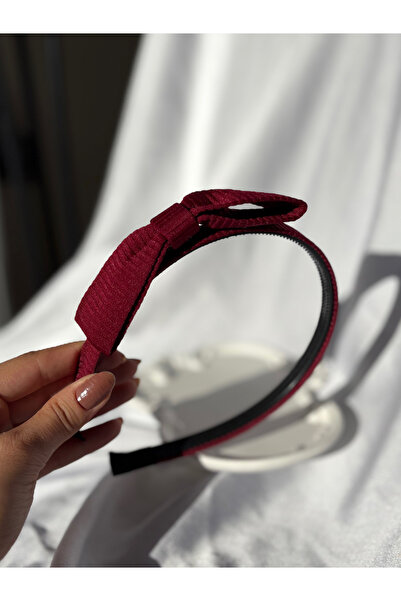 lesuvera Kurdele Fiyonklu Kırmızı Taç