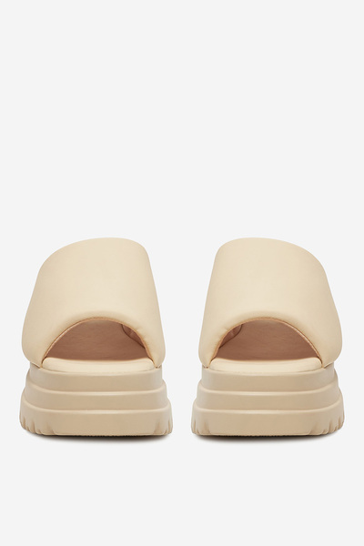 DeeZee Γυναικείες σαγιονάρες πλατφόρμας με χαμηλή μπεζ χοντρή σόλα 39