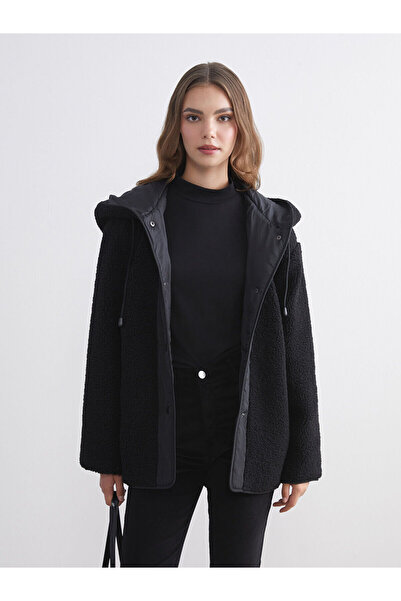 LC Waikiki Siyah Kapüşonlu Oversize Kadın Teddy Kaban