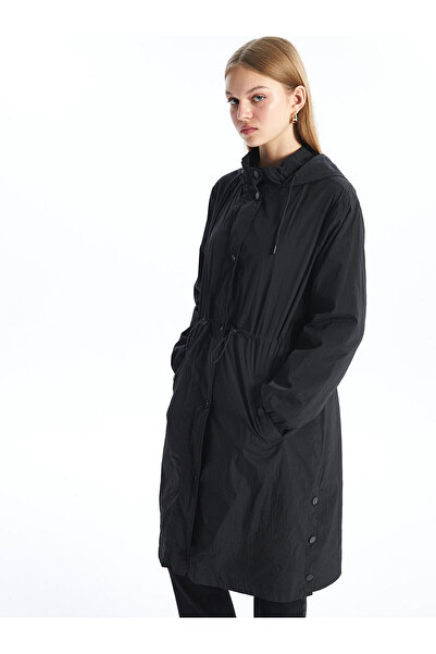 LC Waikiki Μαύρο γυναικείο αδιάβροχο με κουκούλα