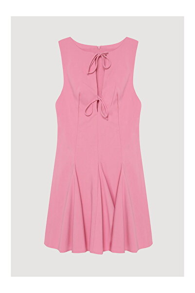 LC Waikiki Fiyonk Bağlamalı Volanlı Mini Elbise Pembe