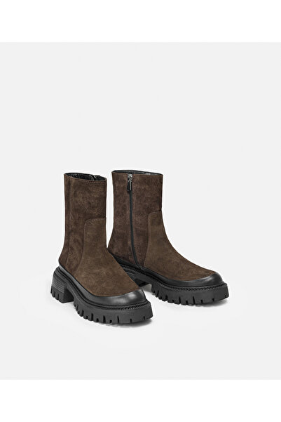 İpekyol Kontrast dokulu colorblock bot