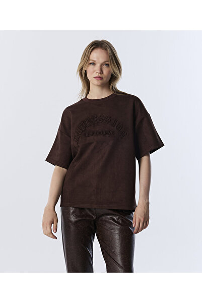 Twist KABARTMALI SLOGAN BASKILI TİŞÖRT