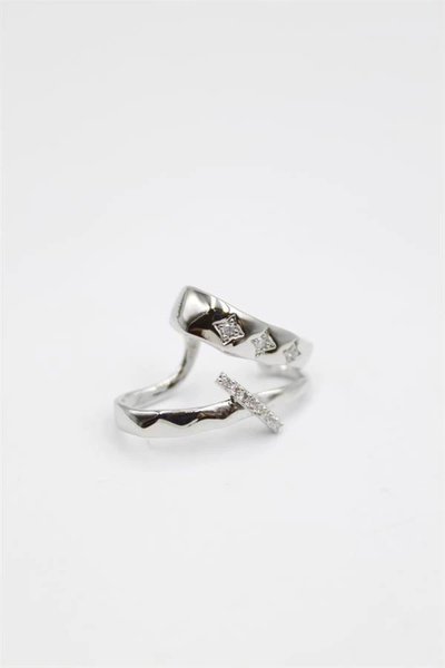 HarmonyAura Stoned Cartilage Earrings - Silver