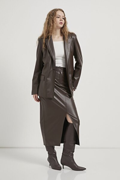 Arma Life Γυναικείο μπλέιζερ από συνθετικό δέρμα Daily Basic καφέ