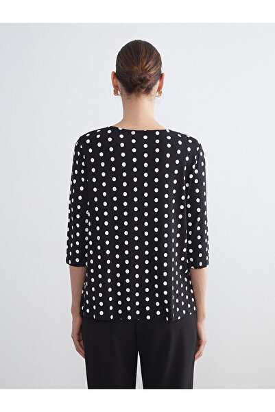 LC Waikiki Siyah Bisiklet Yaka Puantiyeli Bluz