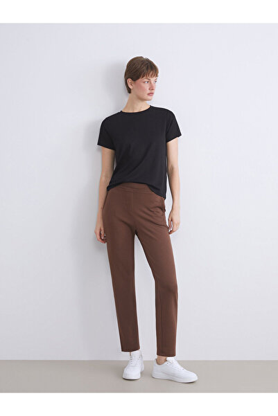 LC Waikiki Peak Yeni Sezon Beli Lastikli Kadın Eşofman Altı