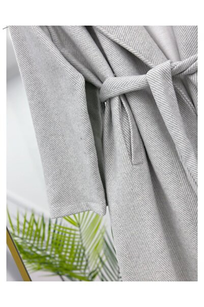 YEDİLALE ΜΕΣΑΙΟ ΠΑΛΤΟ ΜΕ ΣΧΕΔΙΟ ΜΕ ΖΩΝΗ ΧΩΡΙΣ ΕΠΕΞΕΡΓΑΣΙΑ ΕΠΕΞΕΡΓΑΣΙΑΣ 100 CM [S(36/38) M(40) L(42/44) ΣΥΜΒΑΤΟ]