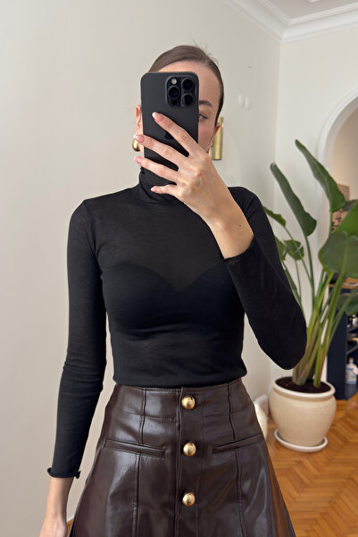 MAGARDE Endless Fabric Turtleneck Blouse - Black