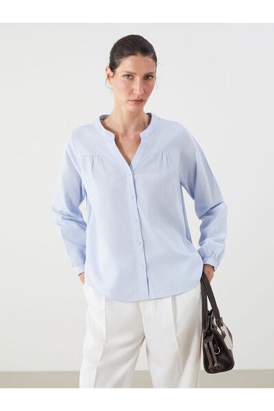 LC Waikiki بلوزة زرقاء كبيرة الحجم ذات ياقة متدلية