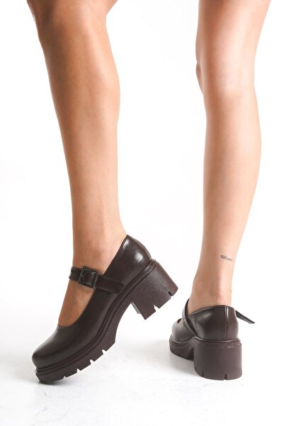 infon shoes creation K-708 Кафяви обувки с висок ток и каишка от набръчкана кожа