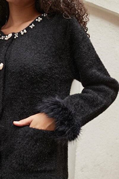 Jument Women's Acacia Pearl Handle Fur Pocket Thick Silky Knitwear Cardigan-Black