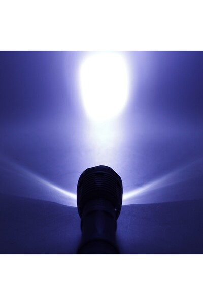 PROCART Tactical LED flashlight CREE 10W, 4 lighting modes, Zoom, range 800 m, battery