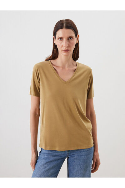 LC Waikiki Γυναικείο μπλουζάκι με λαιμόκοψη σε σχήμα V Özmarka New Season