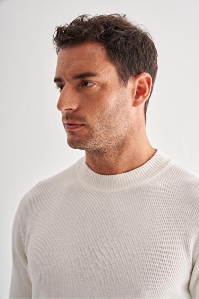 İmza Light Cream Half Turtleneck Long Sleeve Pocketless Comfort Fit Casual Cotton Knitwear Sweater 1012255203