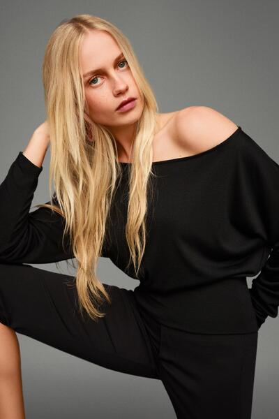 Bershka Kuşaklı çizgili uzun kollu tişört