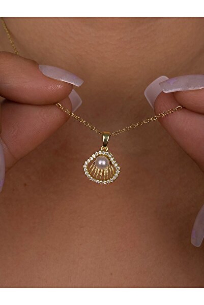 Furtek Aksesuar قلادة نسائية صغيرة من اللؤلؤ على شكل صدفة البحر مرصعة بالزركو...