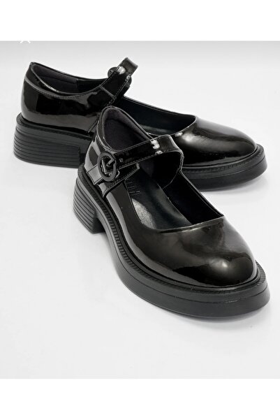 Yazın Ayakkabıları SİYAH KALIN TABAN TOKA ETAYLI GÜNLÜK AYAKKABI