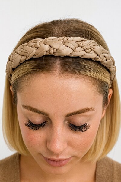 TAKIŞTIR Beige Color Braided Detailed Crown