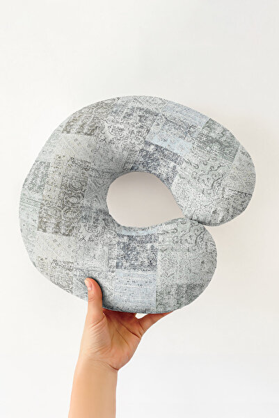 Evimde Bambaşka Pernă ergonomică pentru gât cu model vintage patchwork - Pernă de călătorie moale, gri clasic, albastru