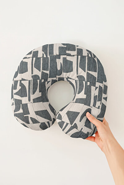 Evimde Bambaşka Pernă pentru gât cu model geometric modern - Pernă de călător...