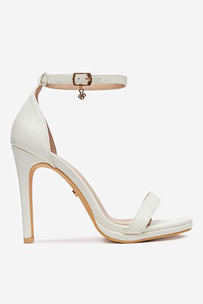 DeeZee Γυναικεία ψηλοτάκουνα πέδιλα με χαμηλό τακούνι σε λευκό χρώμα, στιλέτο 40