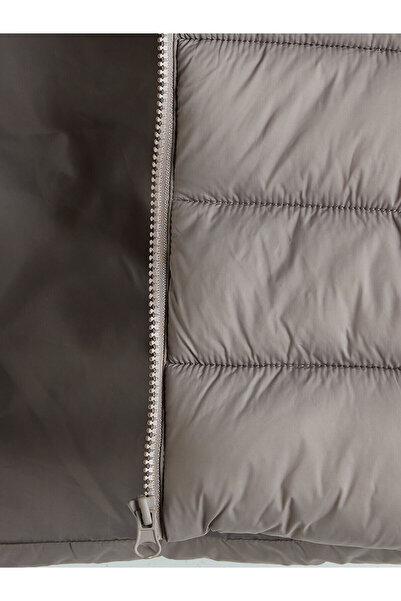 LC Waikiki Ozmarka New Season Hooded Girl's Puffer Vest