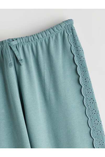 LC Waikiki Pantaloni pentru fetiță LCW Kids, verzi, cu talie elastică, cu detaliu festonat