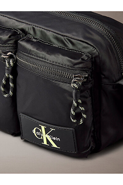 Calvin Klein Men's Tech Utility Camera Bag