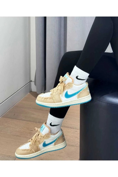 Nike حذاء اير جوردان 1 لو إس إي ويف (نسائي) |   إتش إف4983-252