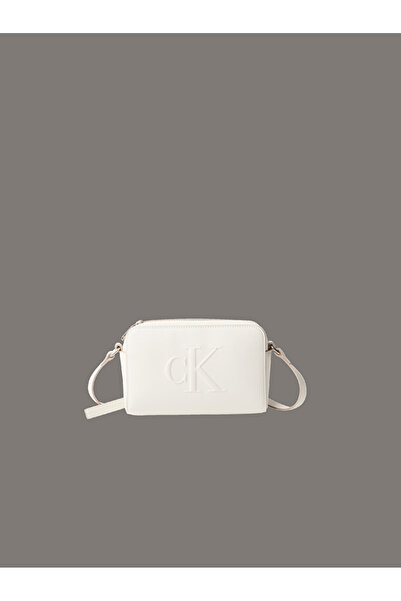 Calvin Klein Women's Sculpted Camrea Bag