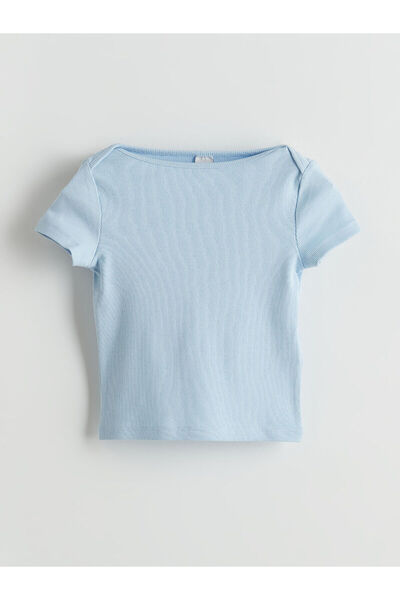 LC Waikiki Kurzes T-Shirt für Mädchen mit U-Boot-Ausschnitt