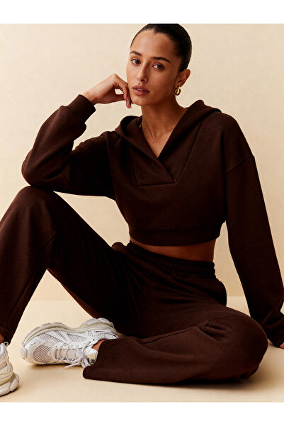 LAPS Women's Hooded V-Neck Pipe Leg Sweatpants Set