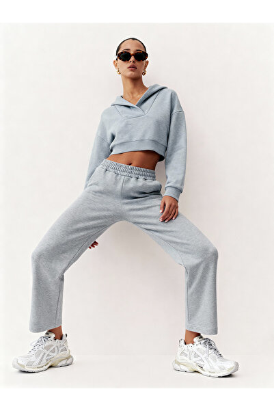 ALİKA Casi̇ Women's Hooded V-Neck Pipe Leg Sweatpants Set