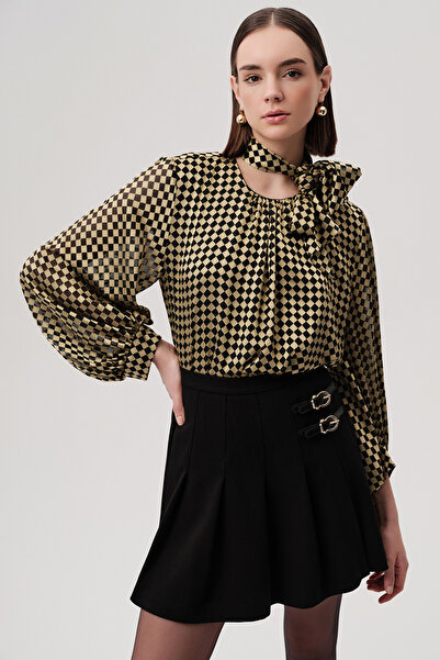 Exquise Fusta neagră mini cu pliuri și cataramă