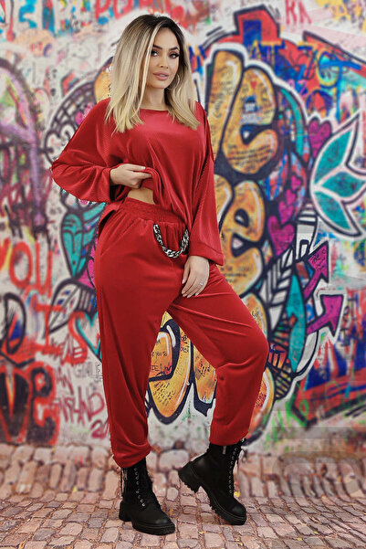 WildFashion Fashion tracksuit made of velvety and elastic material accessorized with chain Y621-81