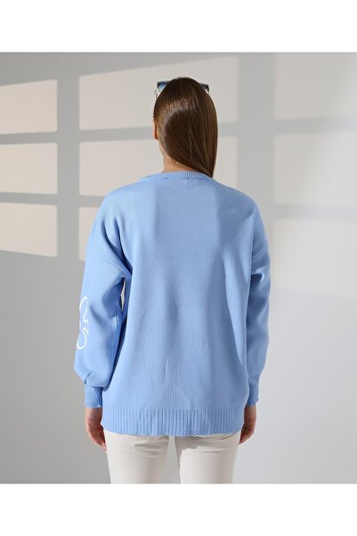 MODA Pulover din tricotaje cu broderie florală