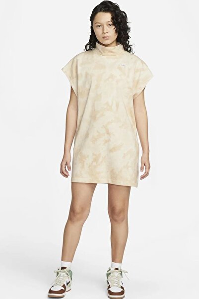 Nike Αθλητικά ρούχα Γυναικείο φόρεμα με φαρδιά εφαρμογή από ζέρσεϊ, Γυναικείο φόρεμα με φαρδιά εφαρμογή, μπλουζάκι μπεζ