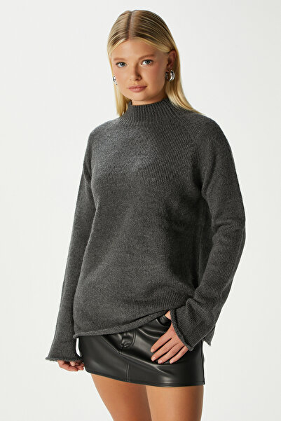 Ritnice Women's Puffy Soft Textured Anthracite Knit Sweater
