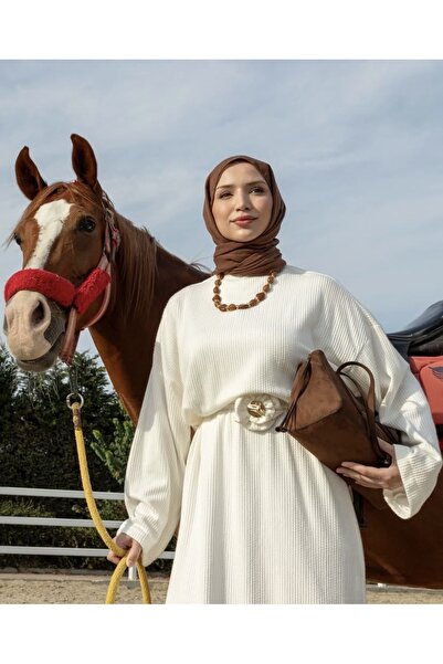 Bersi Butik Πλεκτό φόρεμα με λεπτομέρεια ζώνης