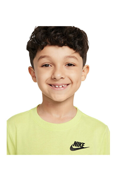 Nike Little Boys T-Shirt 86m782