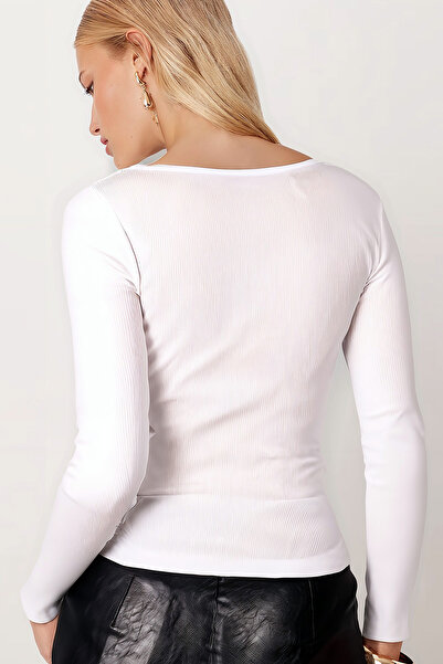 armonika Γυναικεία Λευκή Τρικοτική Μπλούζα με Τετράγωνο Γιακά Lycra ARM-26K042003